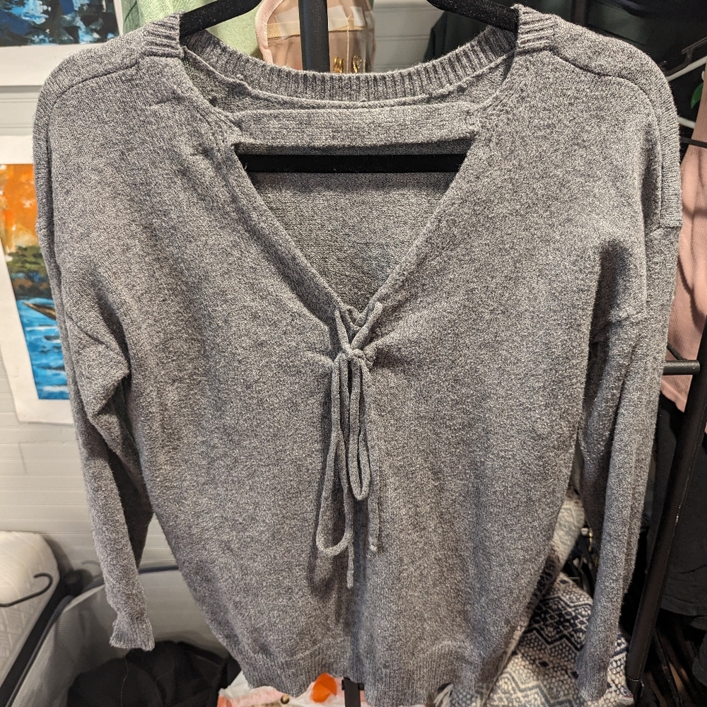 Gray v neck sweater